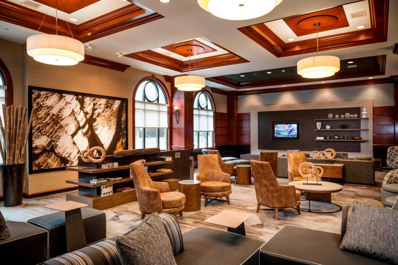 Courtyard By Marriott Norfolk Downtown Hotel Kültér fotó