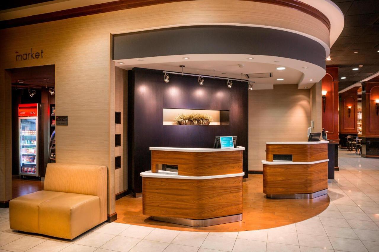 Courtyard By Marriott Norfolk Downtown Hotel Kültér fotó