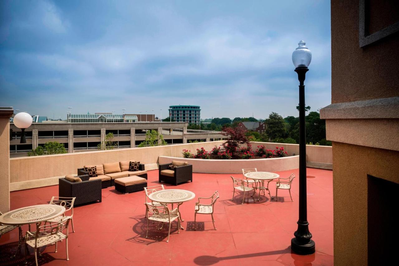 Courtyard By Marriott Norfolk Downtown Hotel Kültér fotó