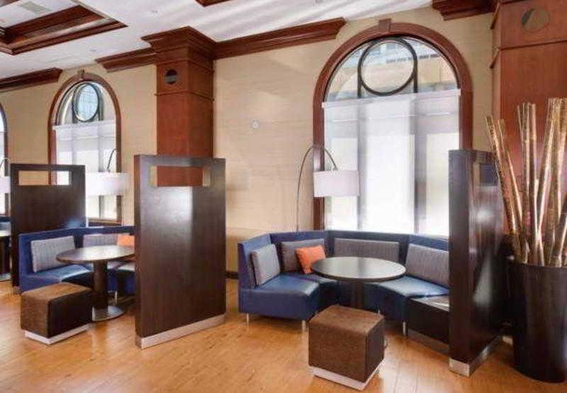Courtyard By Marriott Norfolk Downtown Hotel Kültér fotó