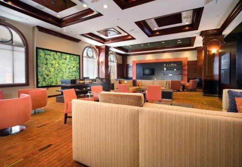Courtyard By Marriott Norfolk Downtown Hotel Beltér fotó