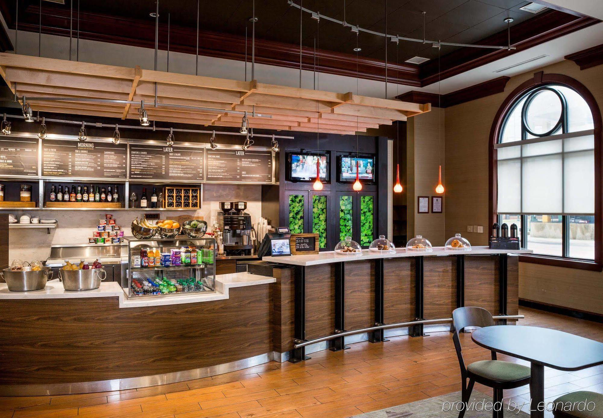 Courtyard By Marriott Norfolk Downtown Hotel Kültér fotó